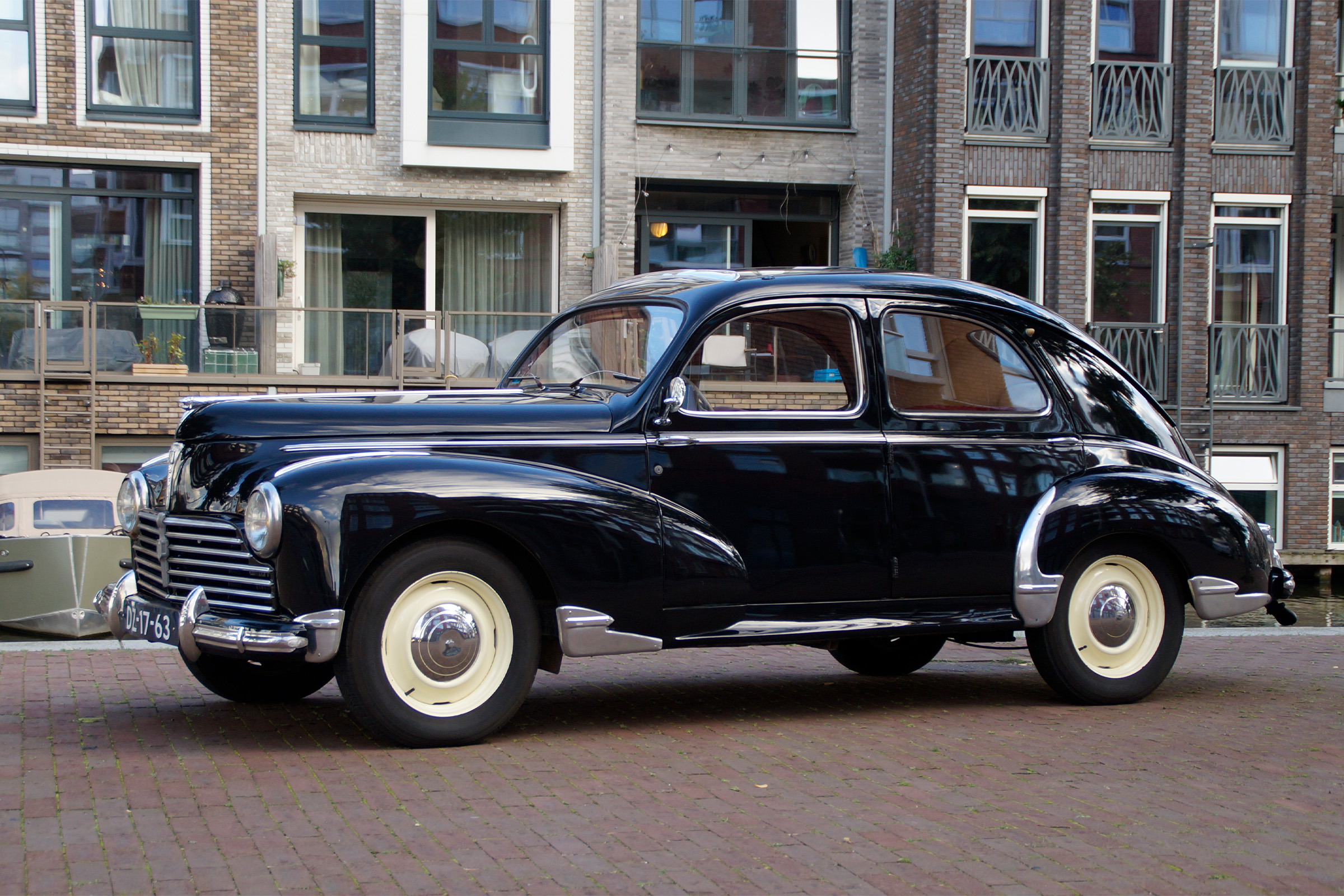 Peugeot 203A