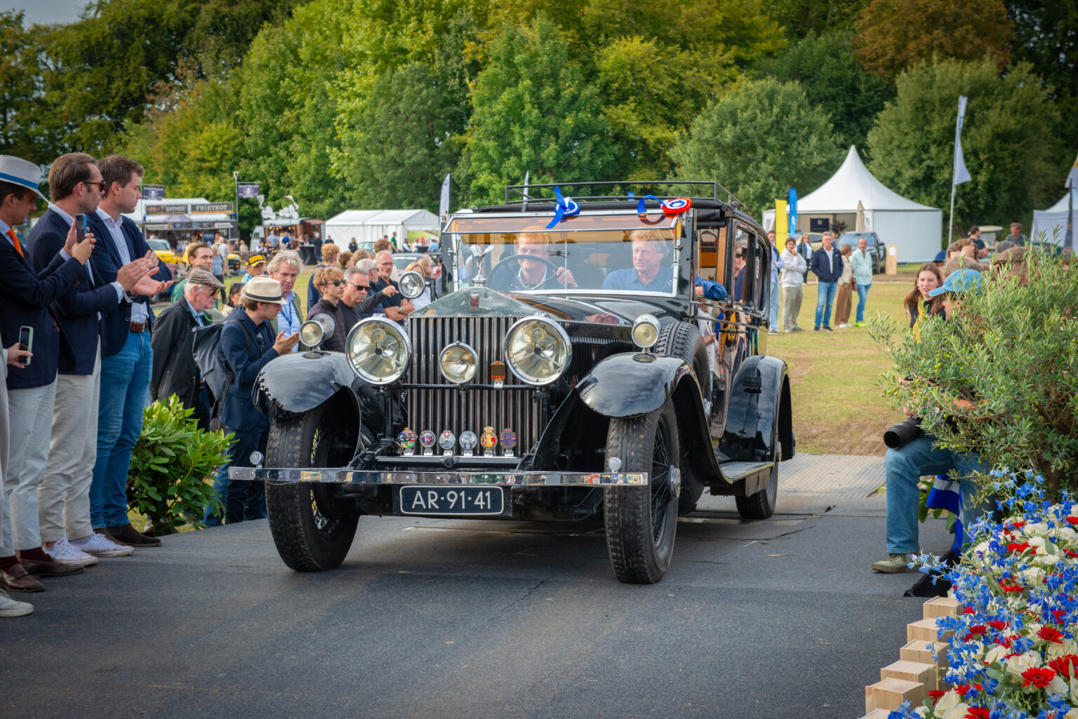 Klassieke Rolls-Royce tijdens een concours